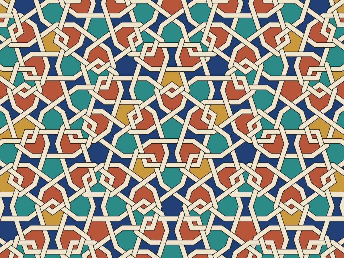 Ten-fold quasiperiodic girih pattern with interlaced strapwork that never repeats